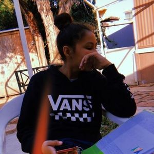 Meet your Posher, Adriana